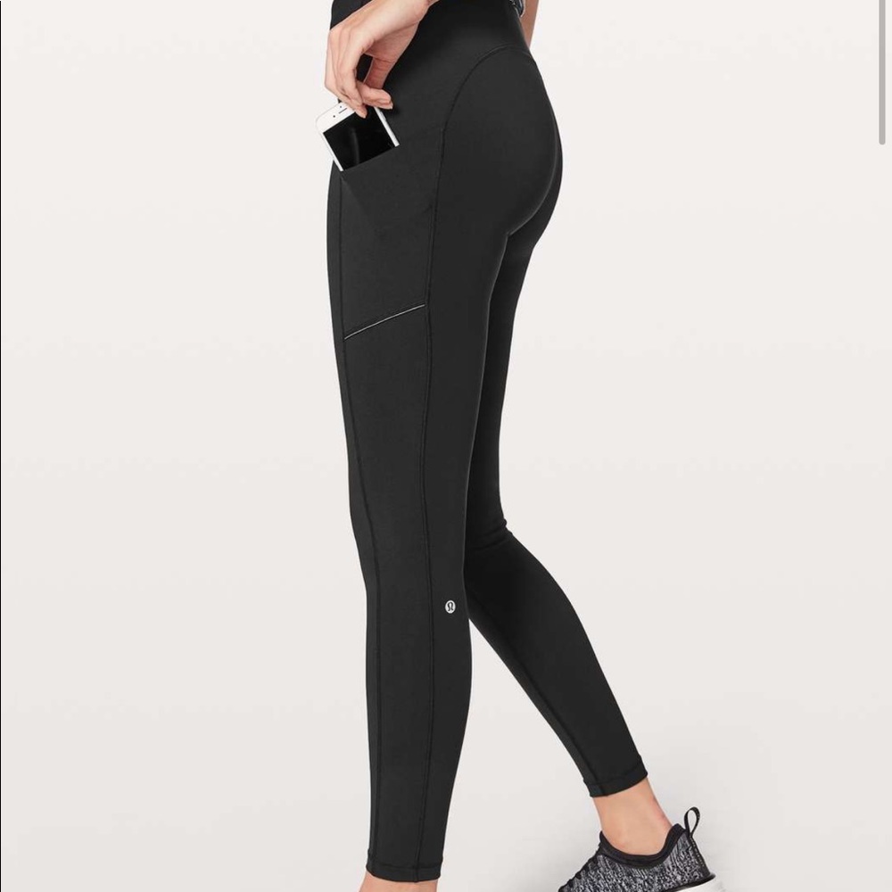 Lululemon Speed up Tight 28” size 4 black